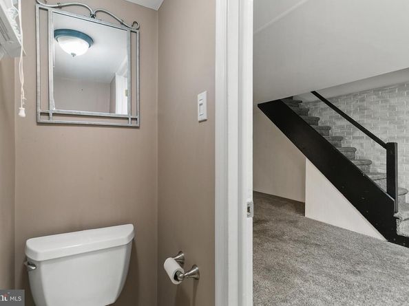 238 Jackson Avenue, Collingdale PA 19023