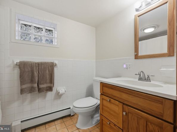 1895 Aquetong Road, New Hope PA 18938