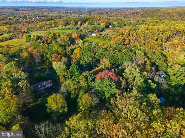 1895 Aquetong Road, New Hope PA 18938
