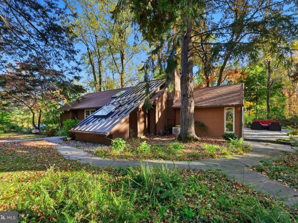 1895 Aquetong Road, New Hope PA 18938