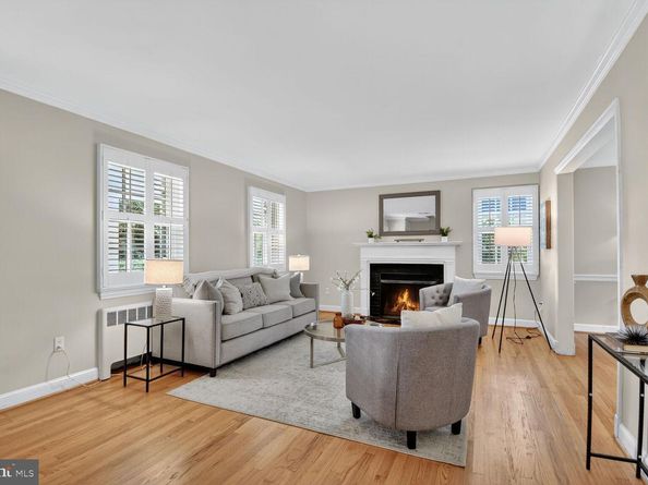5605 Wood Way, Bethesda MD 20816