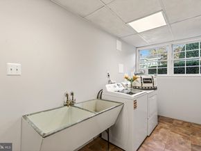 1438 Colleen Lane, Mclean VA 22101