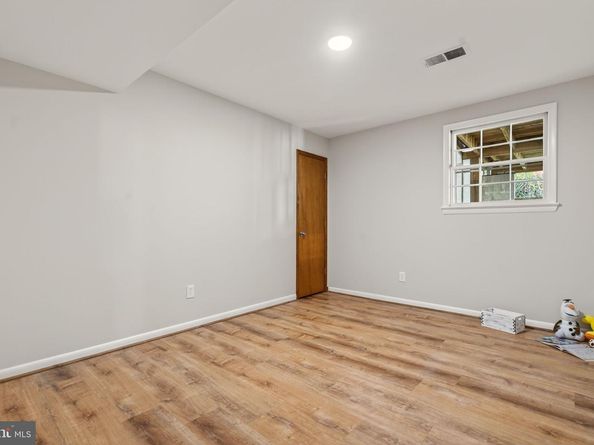 1438 Colleen Lane, Mclean VA 22101
