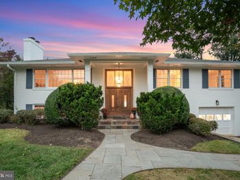 1438 Colleen Lane