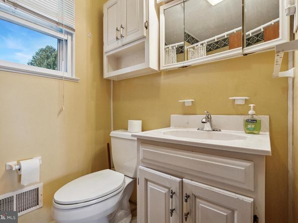 1240 June Road, Warminster PA 18974