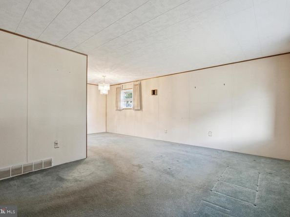 1240 June Road, Warminster PA 18974