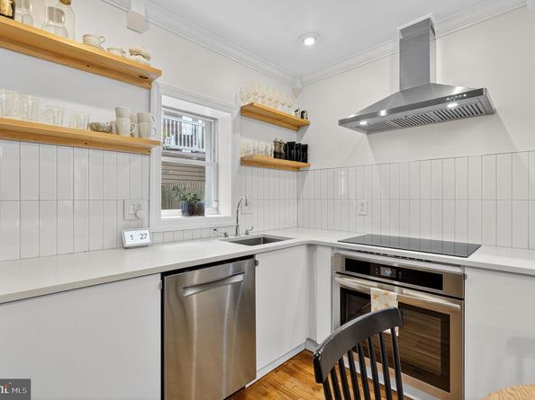 515 S Juniper Street, Philadelphia PA 19147