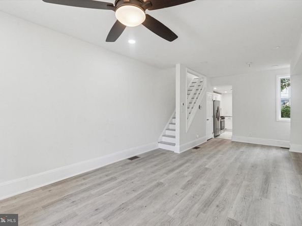 1541 N 9TH Street, Philadelphia PA 19122
