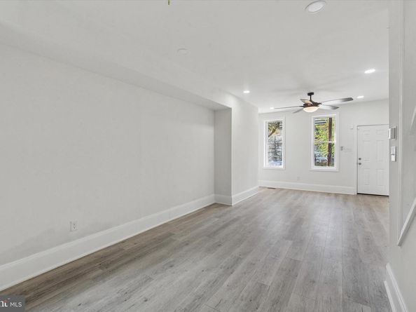 1541 N 9TH Street, Philadelphia PA 19122