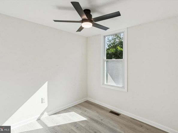 1541 N 9TH Street, Philadelphia PA 19122