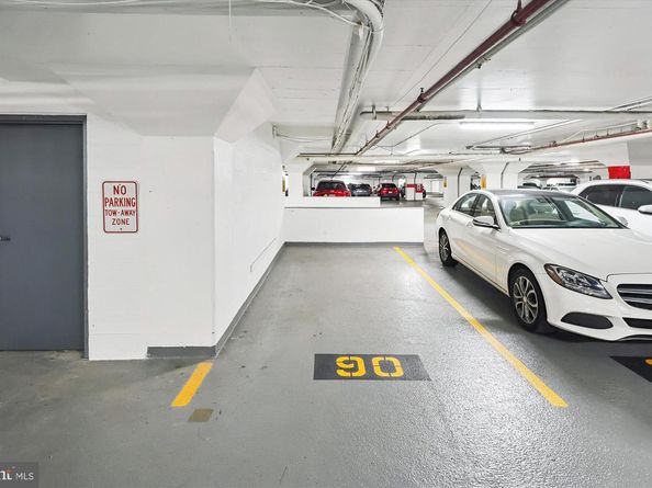 4201 Cathedral Avenue NW 222W, Washington DC 20016