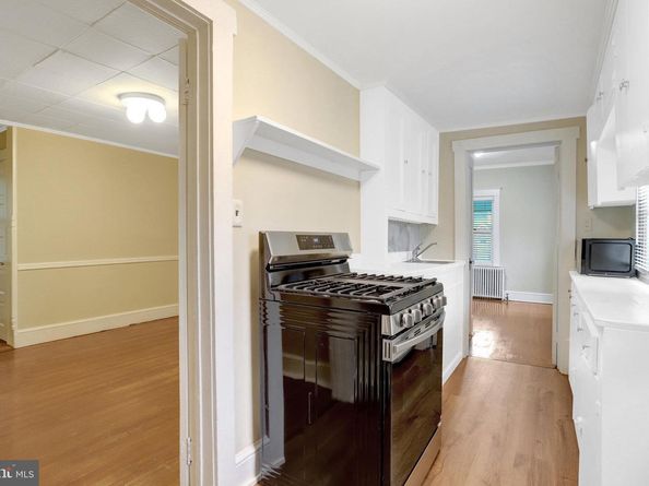 2621 2nd Road N, Arlington VA 22201