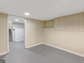 2621 2nd Road N, Arlington VA 22201