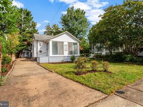 2621 2nd Road N, Arlington VA 22201
