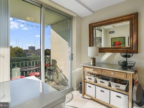 501 Slaters Lane 714, Alexandria VA 22314