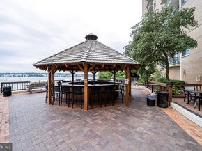 501 Slaters Lane 714, Alexandria VA 22314