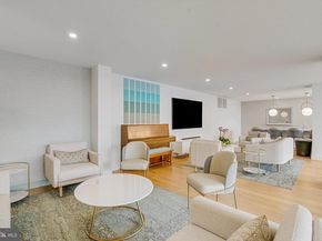 501 Slaters Lane 714, Alexandria VA 22314