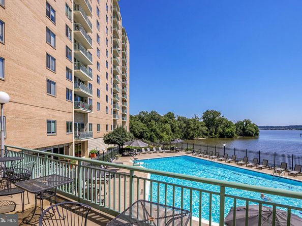 501 Slaters Lane 714, Alexandria VA 22314