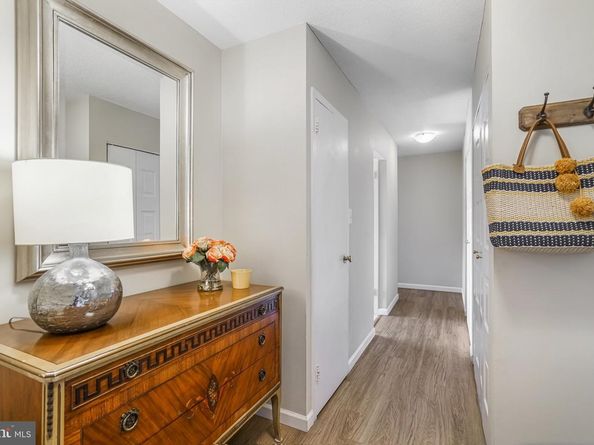 501 Slaters Lane 714, Alexandria VA 22314