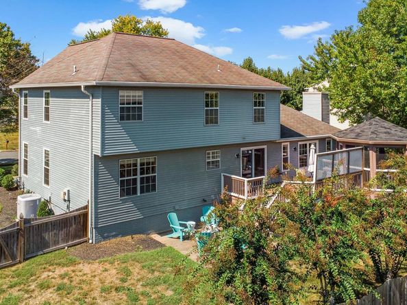 12127 Eddyspark Drive, Herndon VA 20170