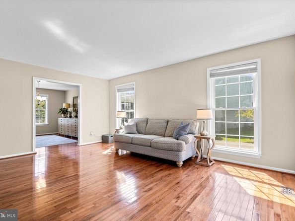 12127 Eddyspark Drive, Herndon VA 20170