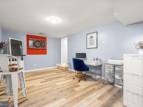 12127 Eddyspark Drive, Herndon VA 20170