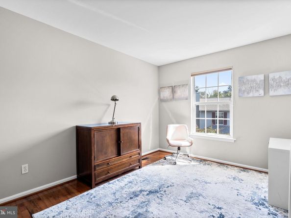 12127 Eddyspark Drive, Herndon VA 20170