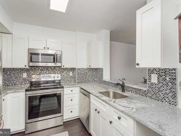 2100 Langston Boulevard 320, Arlington VA 22201
