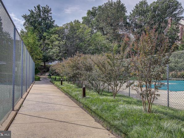 2100 Langston Boulevard 320, Arlington VA 22201
