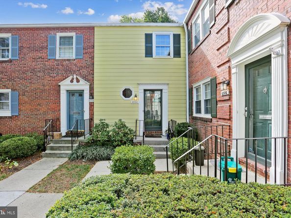 6734 Hillandale Road 9, Chevy Chase MD 20815