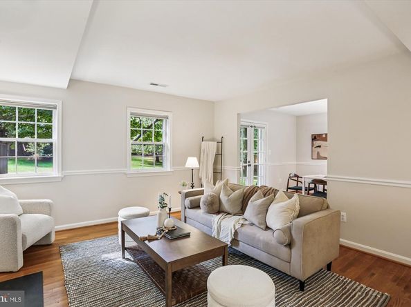 6734 Hillandale Road 9, Chevy Chase MD 20815