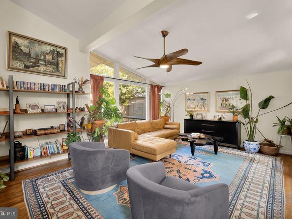 2815 15TH Street NE, Washington DC 20018