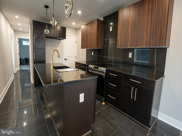 2005 N Lawrence Street, Philadelphia PA 19122