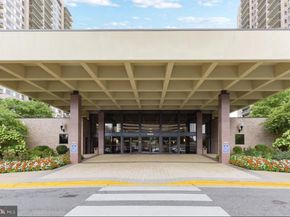 5501 Seminary Road 801S, Falls Church VA 22041