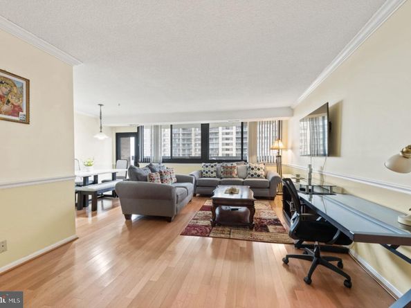 5501 Seminary Road 801S, Falls Church VA 22041