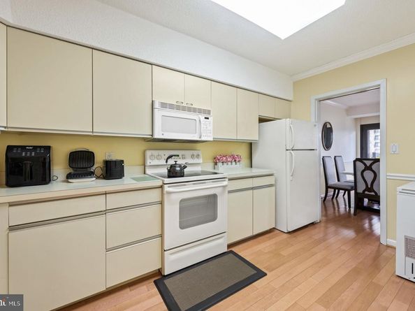 5501 Seminary Road 801S, Falls Church VA 22041