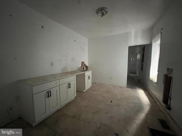 2210 N 17TH Street, Philadelphia PA 19132