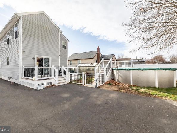 515 Sycamore Avenue, Croydon PA 19021