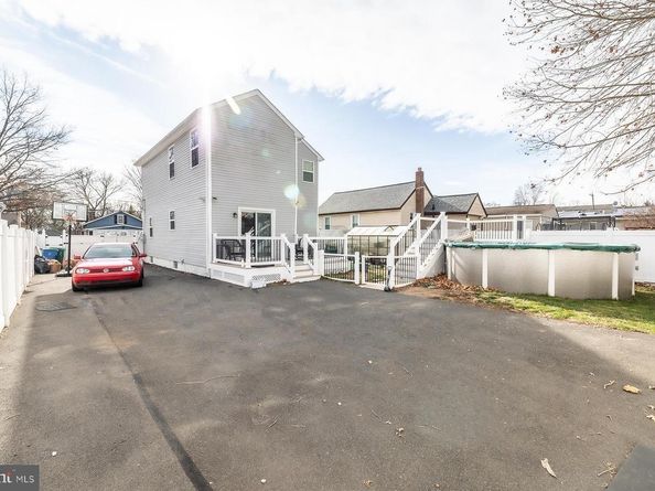 515 Sycamore Avenue, Croydon PA 19021