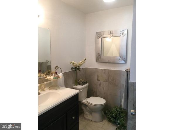 515 Sycamore Avenue, Croydon PA 19021