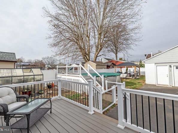 515 Sycamore Avenue, Croydon PA 19021