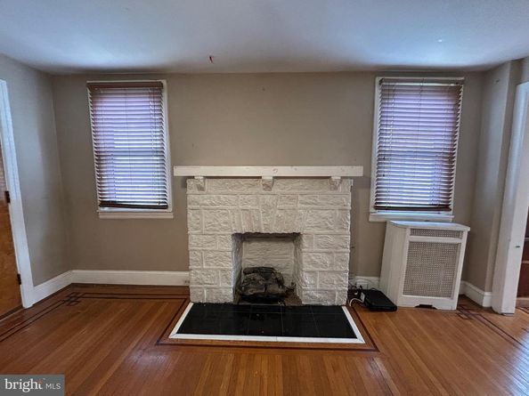 7502 Parkview Road, Upper Darby PA 19082