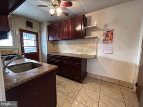 7502 Parkview Road, Upper Darby PA 19082