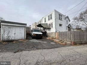 7502 Parkview Road, Upper Darby PA 19082