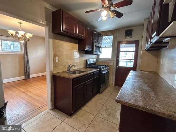 7502 Parkview Road, Upper Darby PA 19082