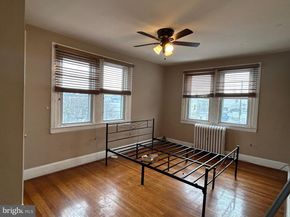 7502 Parkview Road, Upper Darby PA 19082