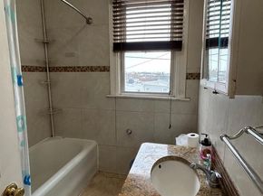 7502 Parkview Road, Upper Darby PA 19082