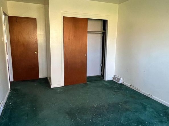 3939 Lankenau Avenue, Philadelphia PA 19131