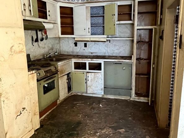 3939 Lankenau Avenue, Philadelphia PA 19131