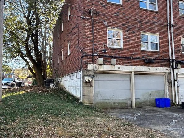 3939 Lankenau Avenue, Philadelphia PA 19131